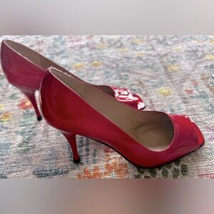 Colorful Stuart Weitzman Candy Apple Red Quasar Peep Toe Patent Leather Heels